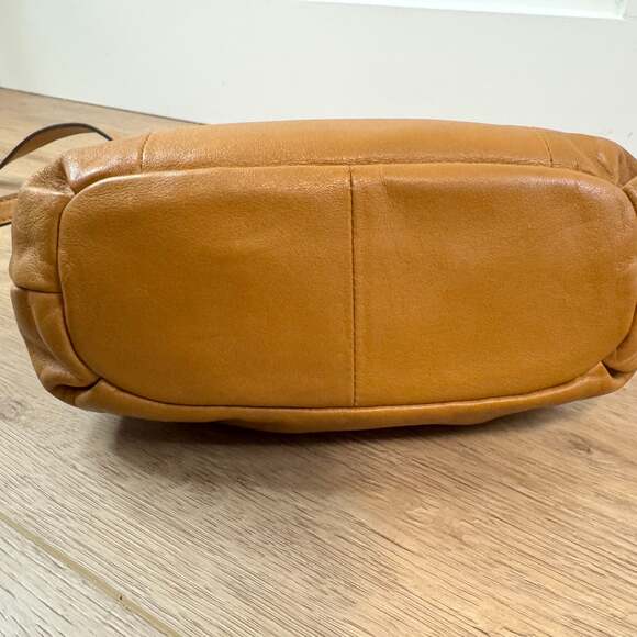 B. Makowsky Camel Brown Studded Leather Crossbody Bag, like new - Picture 4 of 13